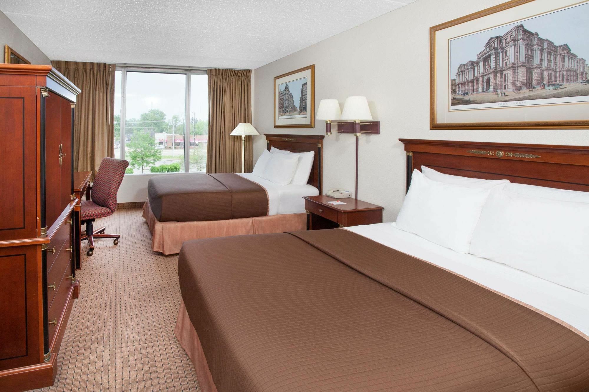 Baymont By Wyndham - Chicago - Addison - O'Hare Hotel Ngoại thất bức ảnh