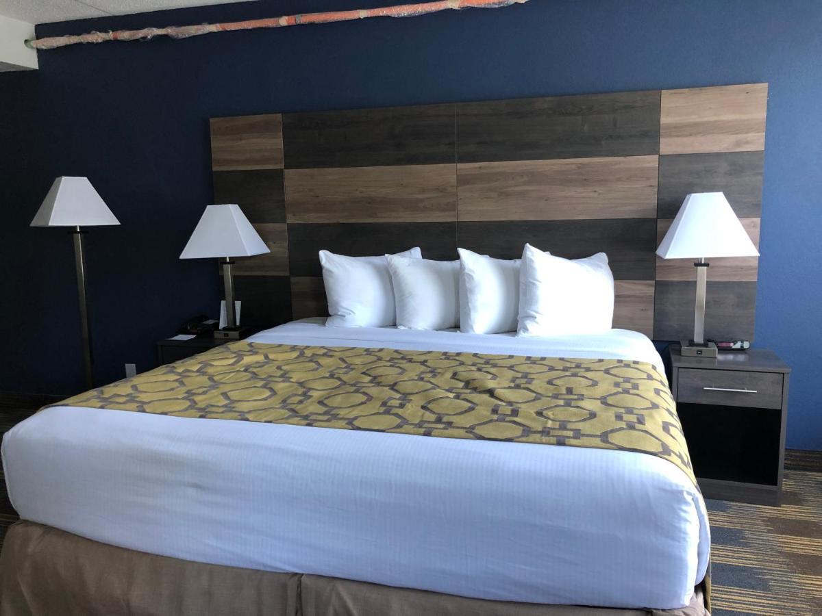 Baymont By Wyndham - Chicago - Addison - O'Hare Hotel Ngoại thất bức ảnh